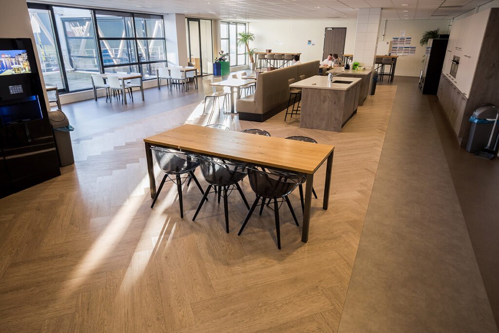 Holland-Floor---Schmidt-04---5